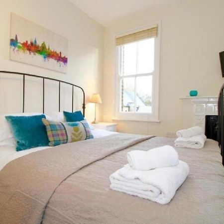 Noa Residence Оксфорд Екстериор снимка